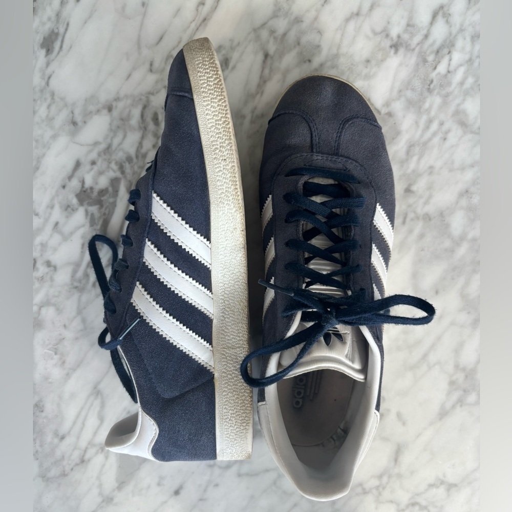 Adidas women’s Gazelle in Navy Blue and White Sneakers